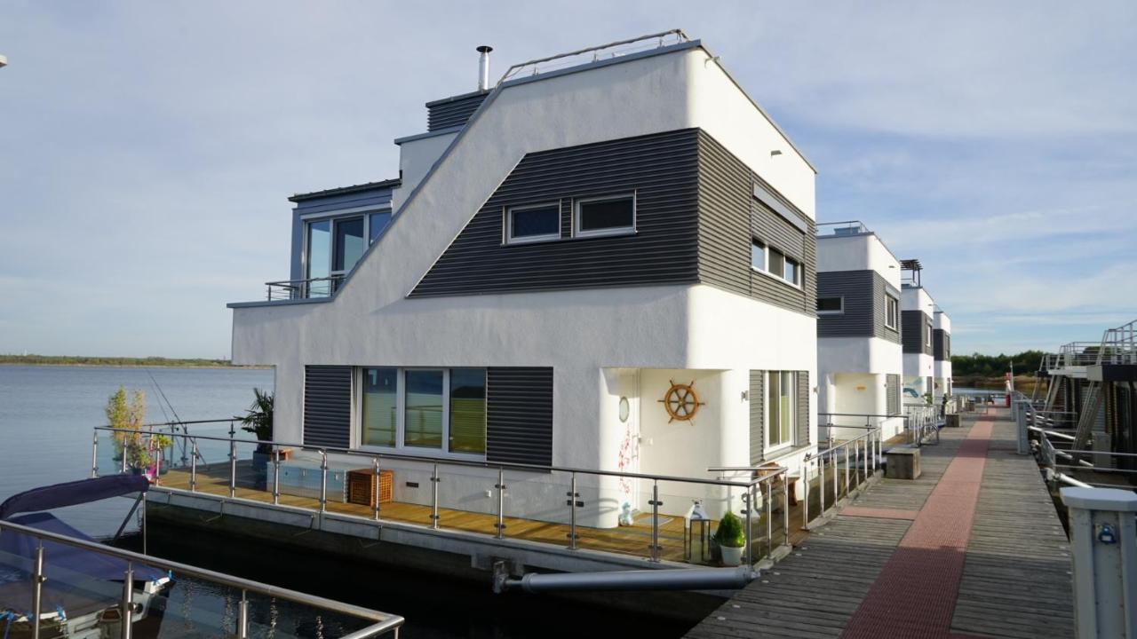 Goitzsche Resort ビッターフェルト＝ヴォルフェン エクステリア 写真